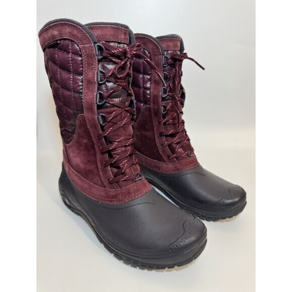 The North Face authentically burgundy waterproof lace-up boots size 9